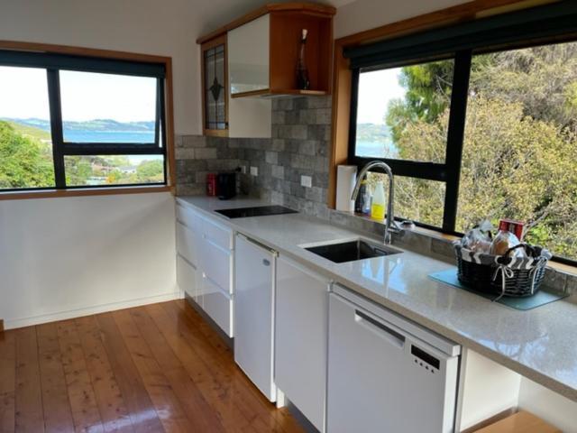 Treetops Cottage At The Castle Whitianga Ngoại thất bức ảnh